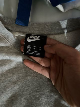 Sudadera Nike Gris