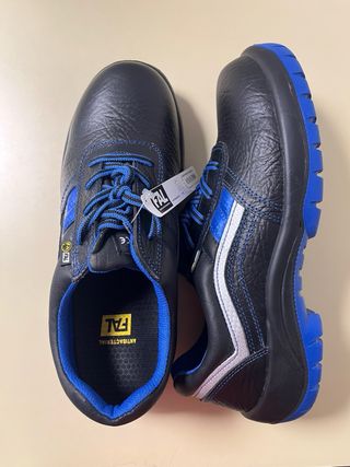 Zapatos de seguridad A ESTRENAR