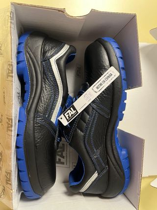 Zapatos de seguridad A ESTRENAR