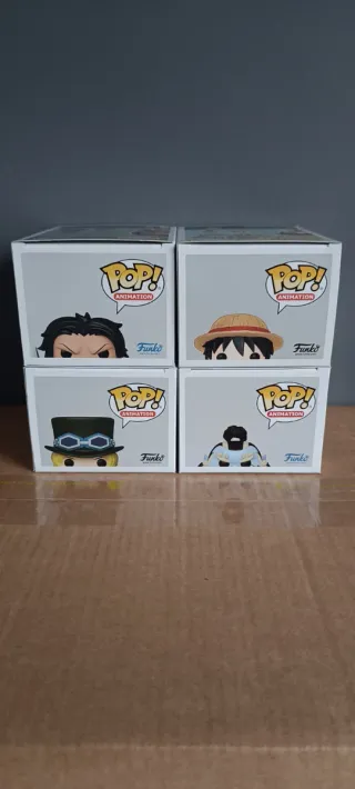Pack 4 Funkos One Piece: Jinbe, Luffy, Sabo, Roger