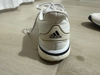 zapatillas Adidas blanca