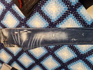 Pantalón tejano Dsquared2 desgastado