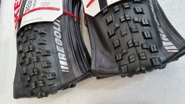 2 Coperture Tubeless Ready Kenda 29x2.20