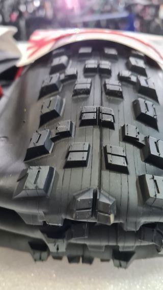 2 Cubiertas Tubeless Ready Kenda 29x2.20