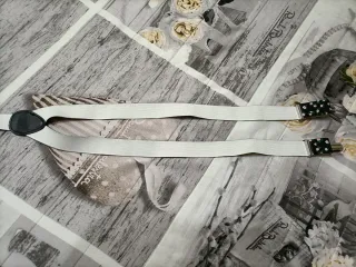 Bretelle con fantasia floreale