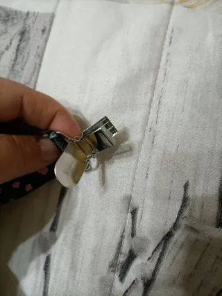 Bretelle con fantasia floreale