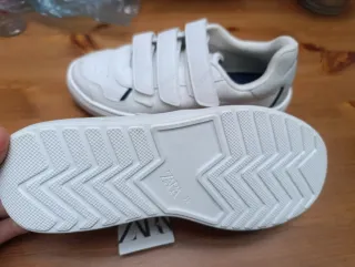Zapatillas Zara niño Talla 35