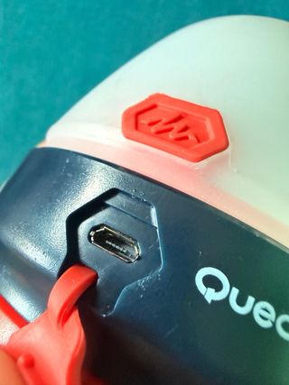 Lámpara Camping Quechua Recargable