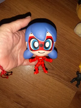 3 Figuras Ladybug y Gato Noir y Rena Rouge.