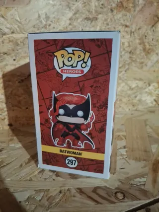 Funko Pop Batwoman 297 DC Super Heroes