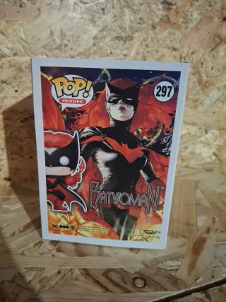 Funko Pop Batwoman 297 DC Super Heroes