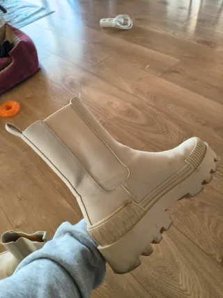 Botas Zara Beige Agotadas