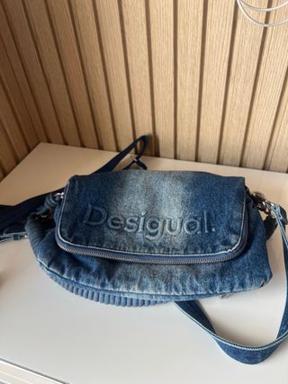 Bolso Desigual tejano impecable