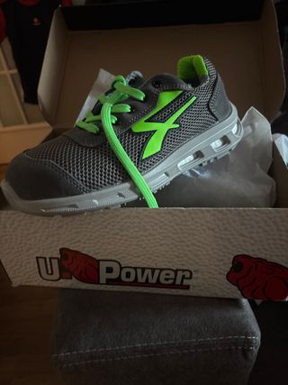 Zapatos de seguridad U-Power grises y verdes