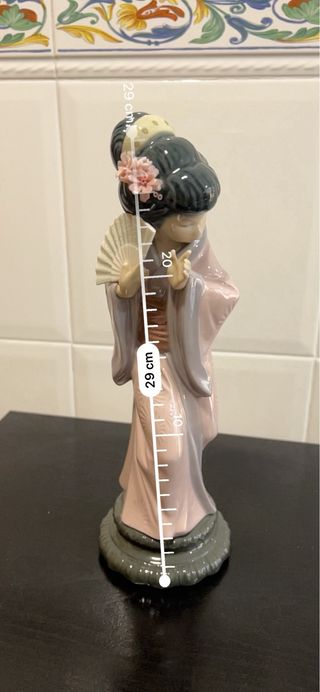 Figura Lladró Japonesa con Abanico