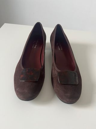 Zapatos de tacón marrones talla 44