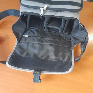 Borsa tracolla FLAB Reporter grigia, con scomparti