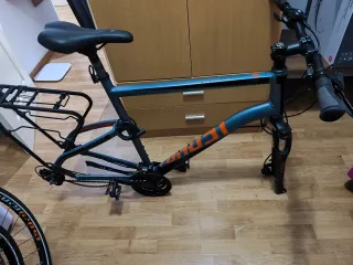 Bicicleta Trekking Ghost