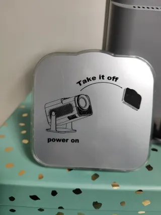 Proyector Magcubic HY 320.