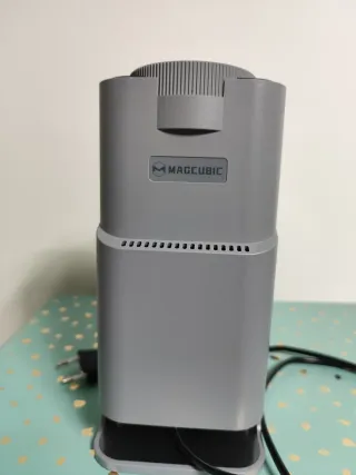 Proyector Magcubic HY 320.