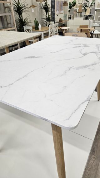 NOVEDAD REBJAS! Mesa de comedor fija efecto mármol