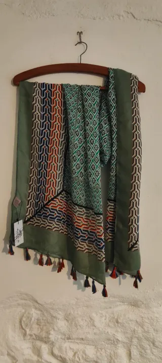 P22- Pack 11 prendas fulares, bufanda y poncho