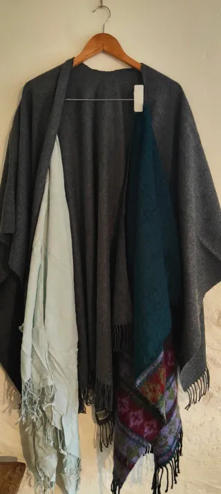 P22- Pack 11 prendas fulares, bufanda y poncho