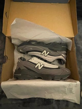 Zapatillas New Balance M1000 Gris/Blanco