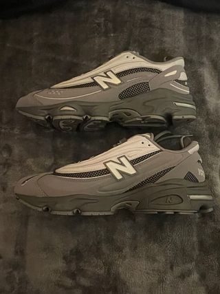 Zapatillas New Balance M1000 Gris/Blanco