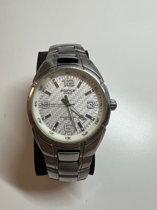 Casio Edifice Reloj Plata y Blanco