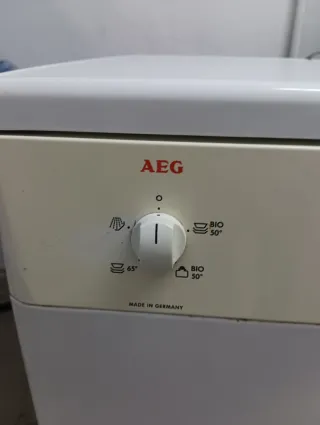 Lavavajillas AEG en perfectas condiciones