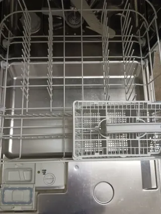 Lavavajillas AEG en perfectas condiciones