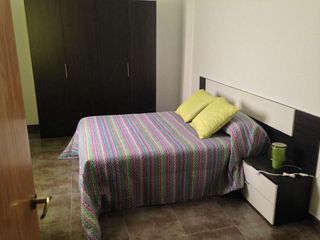 Piso en alquiler en Pajaritos - Plaza de Toros en Granada