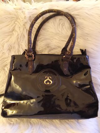 Borsa Solo Soprani vernice nera - logo collezione