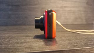 Cámara Digital Samsung ES73 Roja 12.2 MP