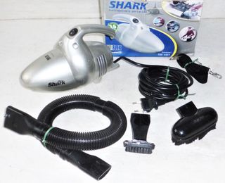 Shark Euroflex Aspirapolvere Portatile 700W
