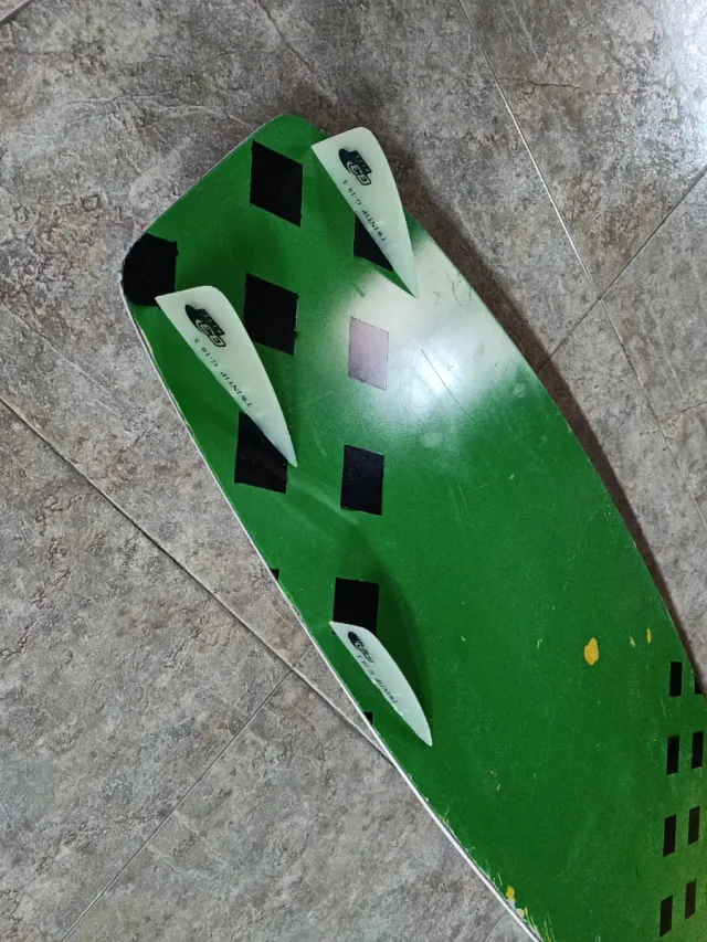 Tabla kitesurf Airush Sailboards Tarifa
