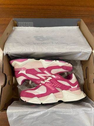 New Balance 9060 Rosa e Bianco