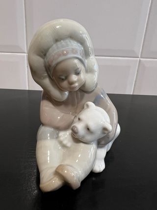 Figura Lladró esquimal con oso