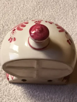 ANTIGUO MACETERO DE PARED PORCELANA DECORADA FLORE