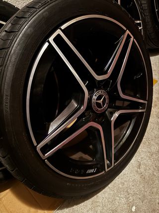 Llantas con neumáticos Mercedes Clase A AMG