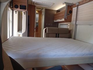 Autocaravana challenger. Perfilada 4 plazas