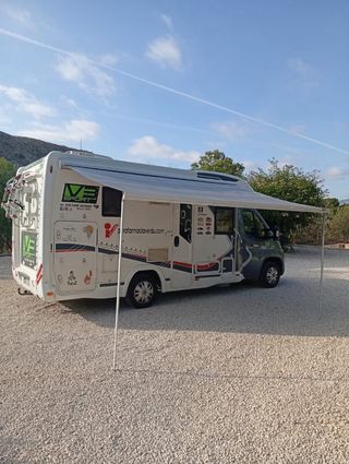 Autocaravana challenger. Perfilada 4 plazas