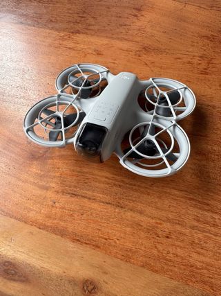 Dron DJI Neo