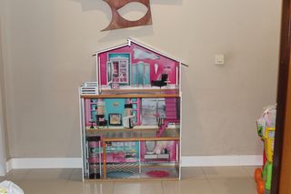 Casa de muñecas de 3 plantas