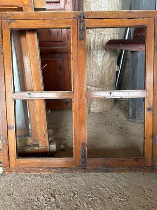Ventana de madera cristalera