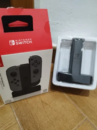 Lote Nintendo Switch Joy-Con y Accesorios