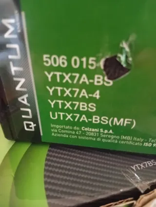 Batería Magneti Marelli YTX7A-BS AGM