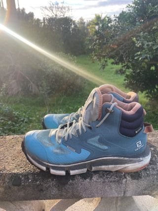 Botas Salomon Predict Hike Mid GTX 38.5