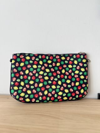 Bolso mini Dolores Promesas estampado frutas